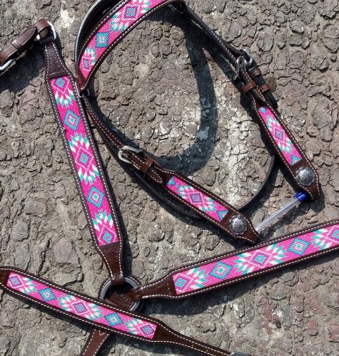 Showman ® Navajo beaded headstall, breast collar,wither set main image 1